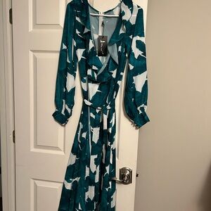 Precious boutique dress NWT